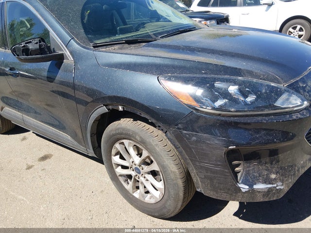 44881279 :رقم المزاد ، 1FMCU9G62NUB23990 vin ، 2022 Ford Escape Se مزاد بيع