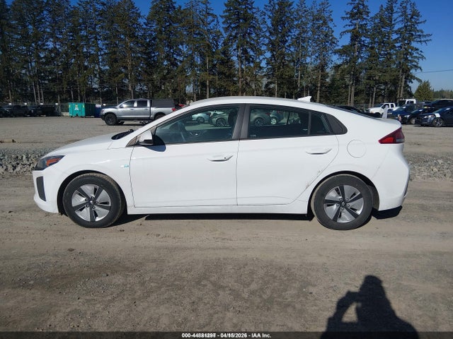 KMHC65LC9KU162599 Hyundai Ioniq Hybrid Blue