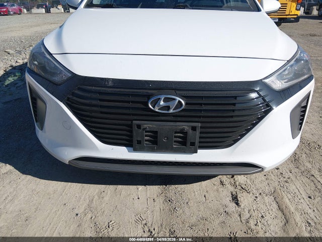 2019 HYUNDAI IONIQ HYBRID KMHC65LC9KU162599 Photo 5