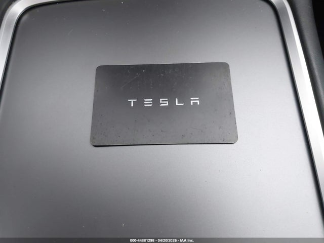 44881298 :رقم المزاد ، 7SAYGDEE2NF320152 vin ، 2022 Tesla Model Y Long Range Dual Motor All-wheel Drive مزاد بيع