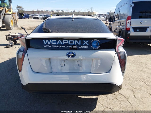 JTDKBRFUXG3022582 Toyota Prius Two