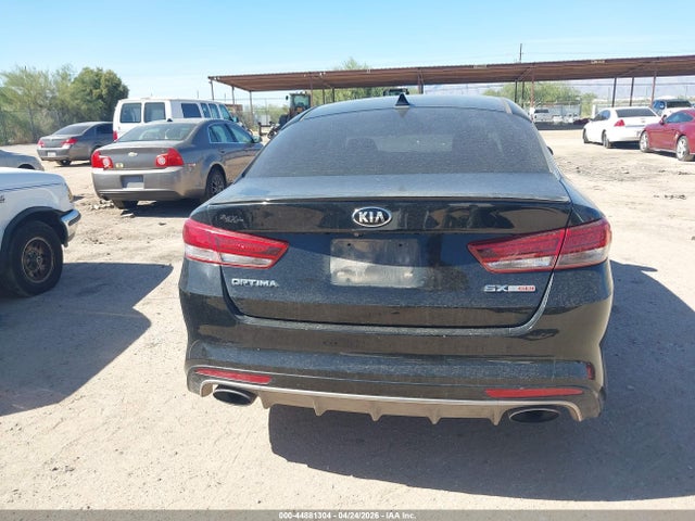 2017 Kia Optima Sx Turbo მანქანა იყიდება აუქციონზე, vin: 5XXGW4L24HG142430, აუქციონის ნომერი: 44881304