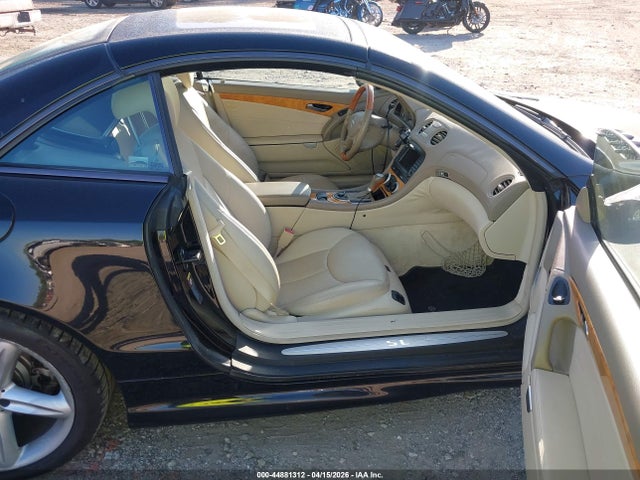 2005 MERCEDES-BENZ SL 500 WDBSK75F75F090646 Photo 4