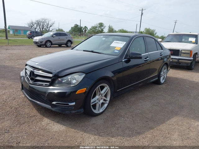 Продаж на аукціоні авто 2014 Mercedes-benz C 250 Sport, vin: WDDGF4HB7EG249992, номер лоту: 44881313