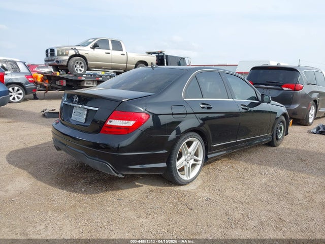 Продаж на аукціоні авто 2014 Mercedes-benz C 250 Sport, vin: WDDGF4HB7EG249992, номер лоту: 44881313