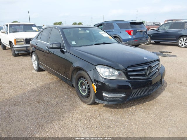 Продаж на аукціоні авто 2014 Mercedes-benz C 250 Sport, vin: WDDGF4HB7EG249992, номер лоту: 44881313