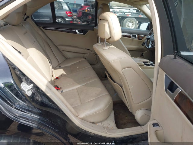 Продаж на аукціоні авто 2014 Mercedes-benz C 250 Sport, vin: WDDGF4HB7EG249992, номер лоту: 44881313