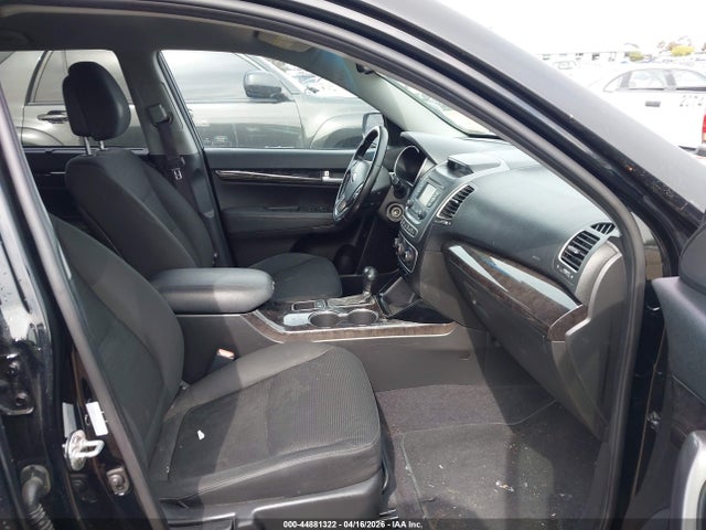 5XYKTCA64EG455973 KIA SORENTO LX