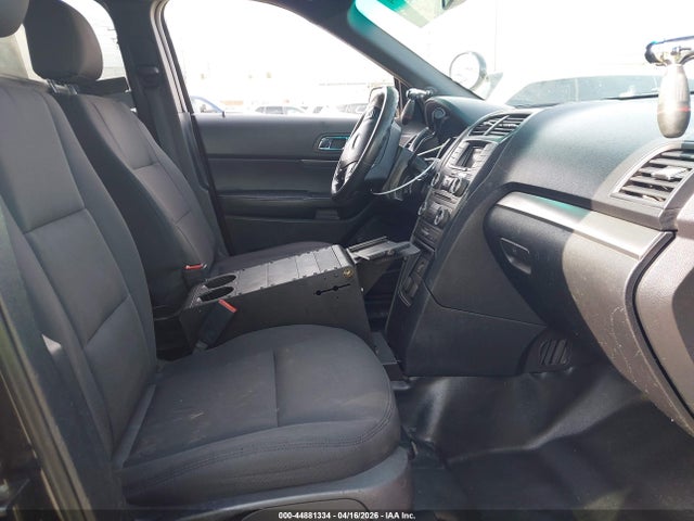 1FM5K8AR9HGB40882 Ford Utility Police Interceptor