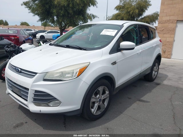 1FMCU0GX1EUB31597 Ford ESCAPE SE