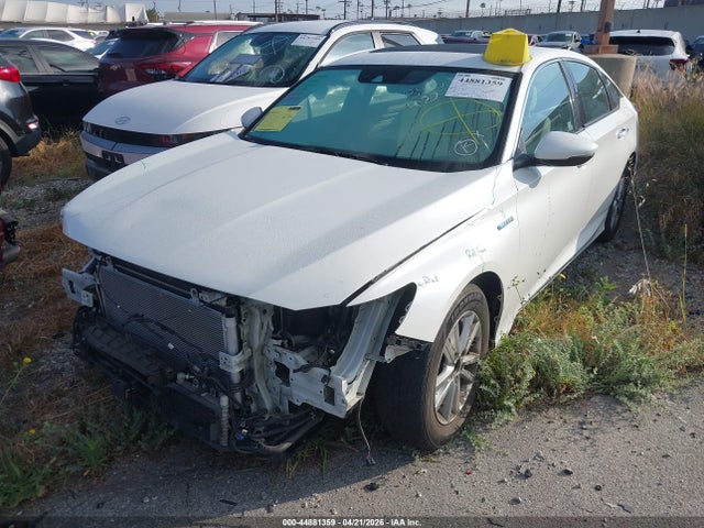 2018 HONDA ACCORD HYBRID 1HGCV3F96JA010552 Photo 1