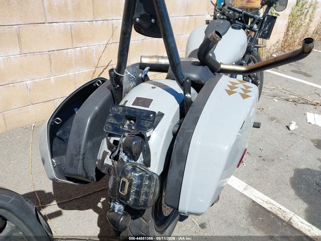 1HD1YXZ2XRB042475 Harley-Davidson Fxlrst