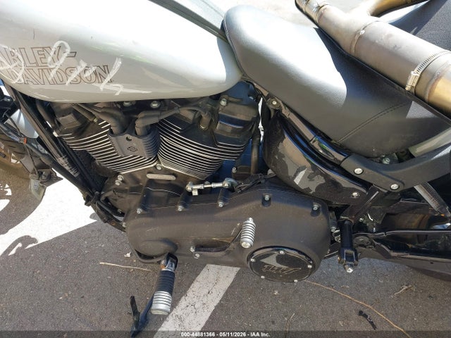 1HD1YXZ2XRB042475 Harley-Davidson Fxlrst