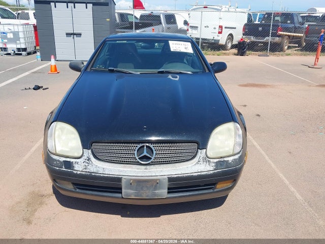 Продажа на аукционе авто 1999 Mercedes-benz Slk 230 Kompressor, vin: WDBKK47F5XF093642, номер лота: 44881367