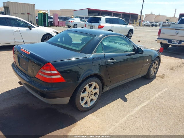 Продажа на аукционе авто 1999 Mercedes-benz Slk 230 Kompressor, vin: WDBKK47F5XF093642, номер лота: 44881367