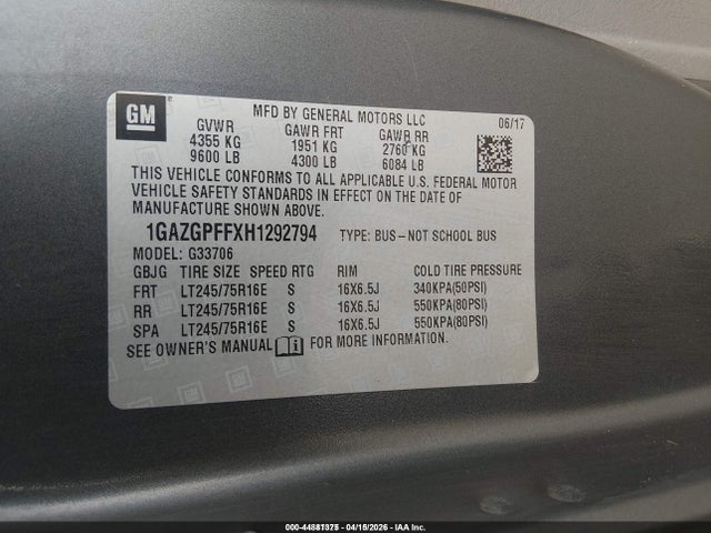 1GAZGPFFXH1292794 Chevrolet Express 3500 Lt