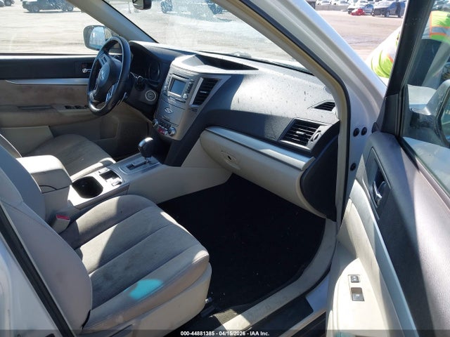 Продаж на аукціоні авто 2014 Subaru Outback 2.5i Premium, vin: 4S4BRBCC9E3319835, номер лоту: 44881385