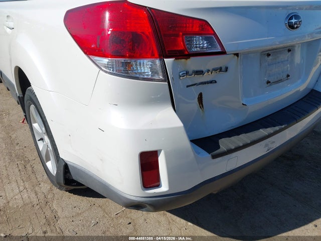 Продаж на аукціоні авто 2014 Subaru Outback 2.5i Premium, vin: 4S4BRBCC9E3319835, номер лоту: 44881385