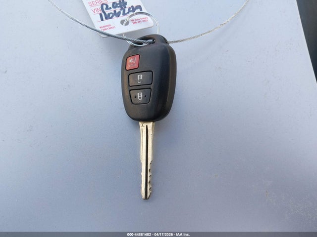 Toyota RAV4 LE 2014 JTMBFREV3E5030233 Image 11