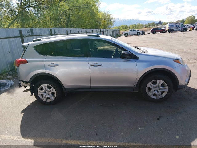 Toyota RAV4 LE 2014 JTMBFREV3E5030233 Image 13