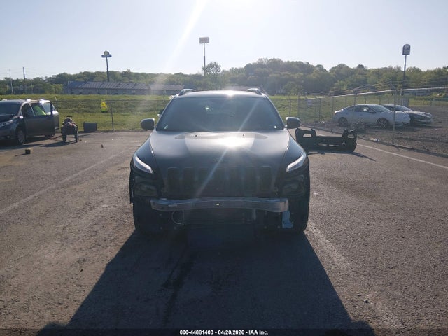 44881403 :رقم المزاد ، 1C4PJLCB5JD544966 vin ، 2018 Jeep Cherokee Latitude Fwd مزاد بيع