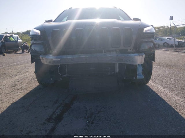 44881403 :رقم المزاد ، 1C4PJLCB5JD544966 vin ، 2018 Jeep Cherokee Latitude Fwd مزاد بيع