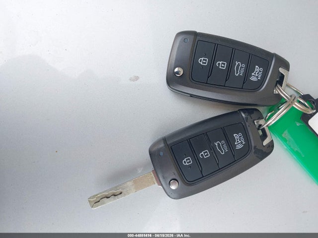 44881416 :رقم المزاد ، 3KPC24A65LE118767 vin ، 2020 Hyundai Accent Se مزاد بيع