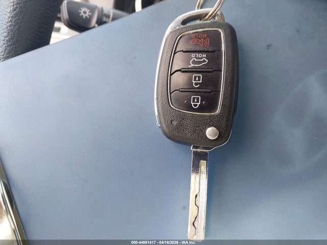 5XYZTDLB2HG439774 Hyundai Santa Fe Sport 2.4l