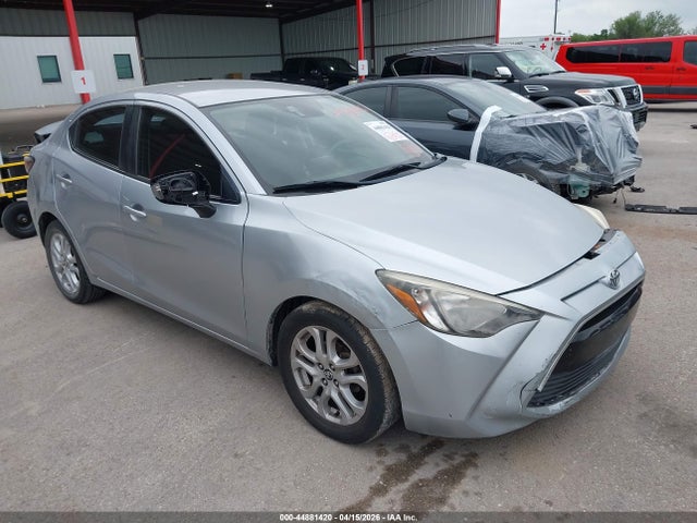 44881420 :رقم المزاد ، 3MYDLBYV3HY194529 vin ، 2017 Toyota Yaris Ia مزاد بيع