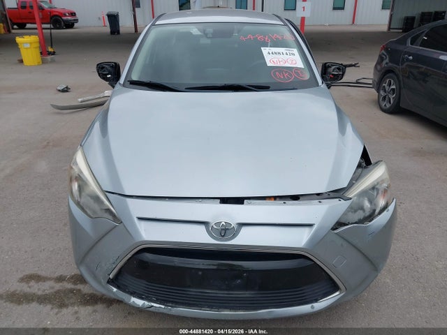 44881420 :رقم المزاد ، 3MYDLBYV3HY194529 vin ، 2017 Toyota Yaris Ia مزاد بيع