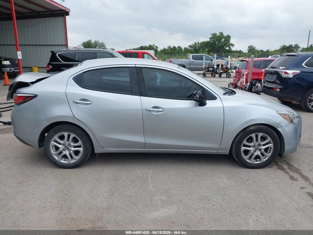 44881420 :رقم المزاد ، 3MYDLBYV3HY194529 vin ، 2017 Toyota Yaris Ia مزاد بيع