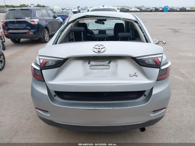 44881420 :رقم المزاد ، 3MYDLBYV3HY194529 vin ، 2017 Toyota Yaris Ia مزاد بيع