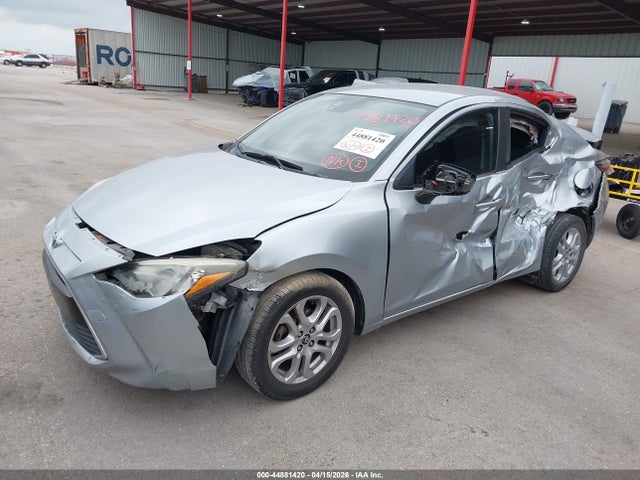 44881420 :رقم المزاد ، 3MYDLBYV3HY194529 vin ، 2017 Toyota Yaris Ia مزاد بيع