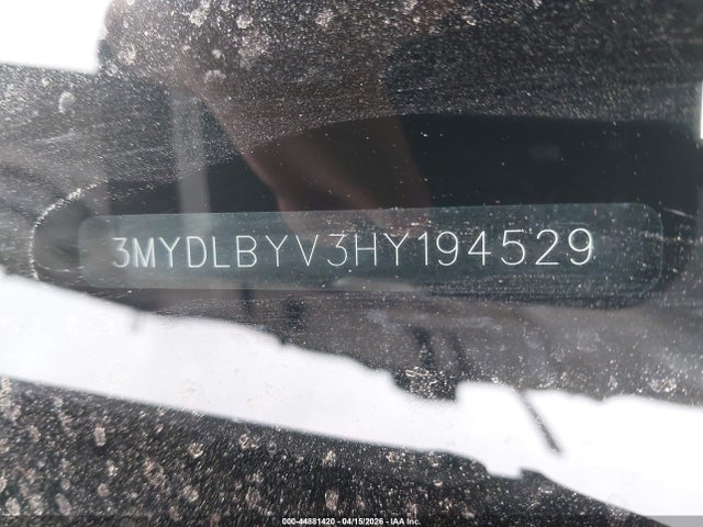 44881420 :رقم المزاد ، 3MYDLBYV3HY194529 vin ، 2017 Toyota Yaris Ia مزاد بيع