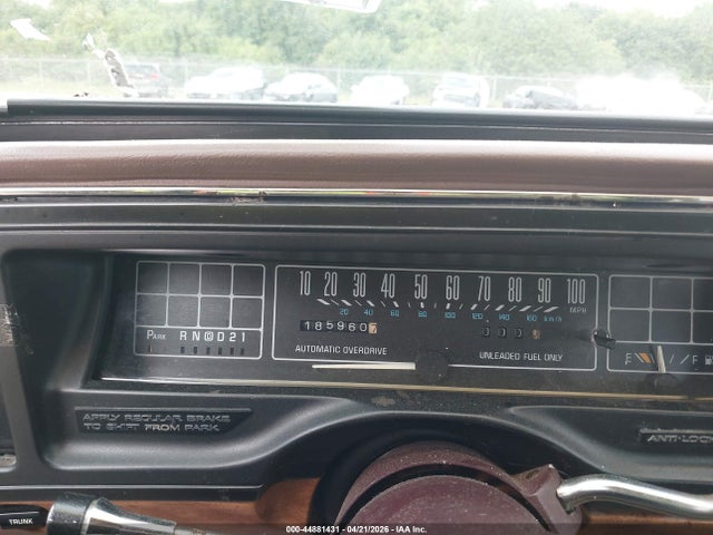 44881431 :رقم المزاد ، 1G4HP53L3NH452725 vin ، 1992 Buick Lesabre Custom مزاد بيع