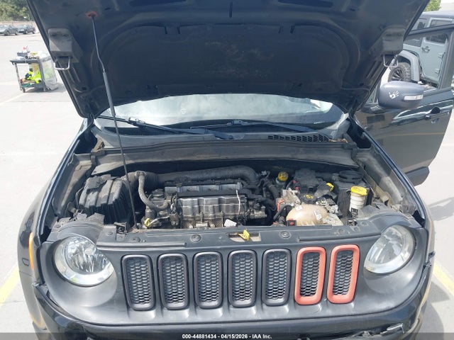 Aukcja sprzedaży 2015 Jeep Renegade Trailhawk, vin: ZACCJBCT0FPB72358, numer aukcji: 44881434