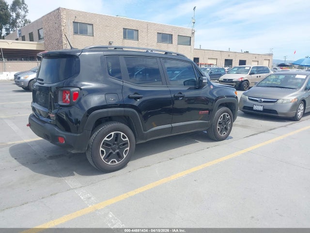 Aukcja sprzedaży 2015 Jeep Renegade Trailhawk, vin: ZACCJBCT0FPB72358, numer aukcji: 44881434