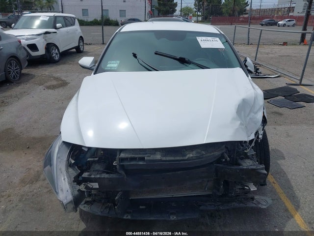 5NPLM4AG6MH006849 Hyundai ELANTRA SEL