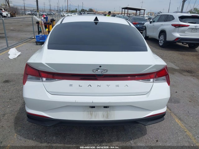 5NPLM4AG6MH006849 Hyundai ELANTRA SEL