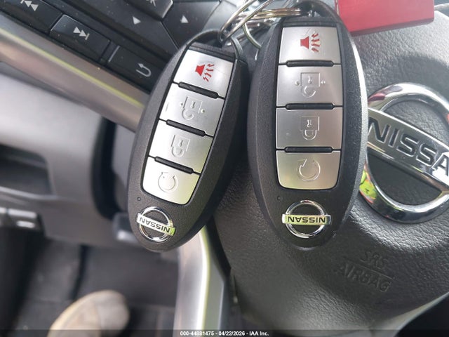 3N1CP5CU9JL526364 Nissan KICKS SR