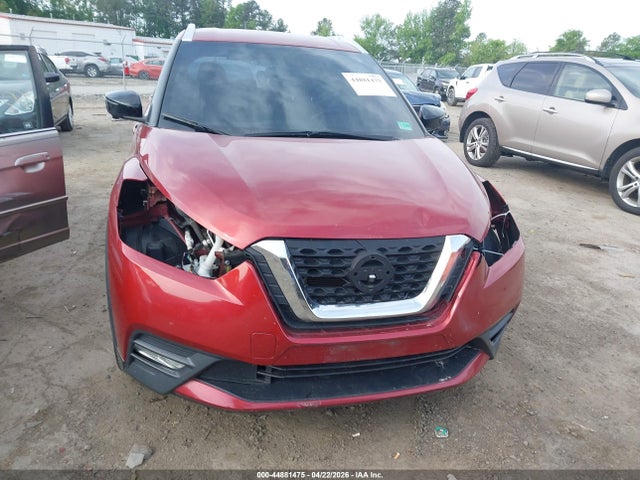 3N1CP5CU9JL526364 Nissan KICKS SR