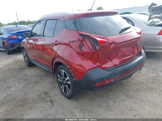 3N1CP5CU9JL526364 Nissan KICKS SR