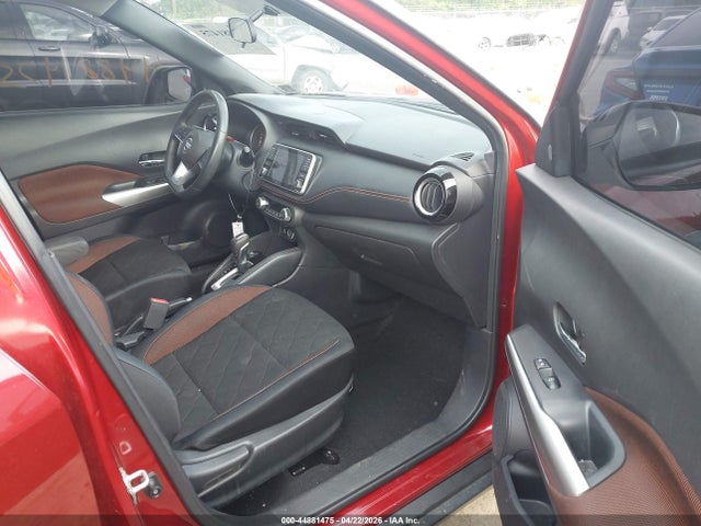 3N1CP5CU9JL526364 Nissan KICKS SR