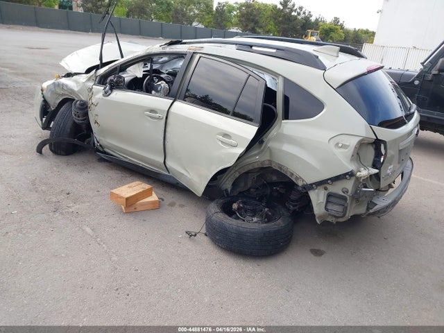 Subaru Crosstrek 2.0i Limited 2016 JF2GPANC3G8345250 Image 3