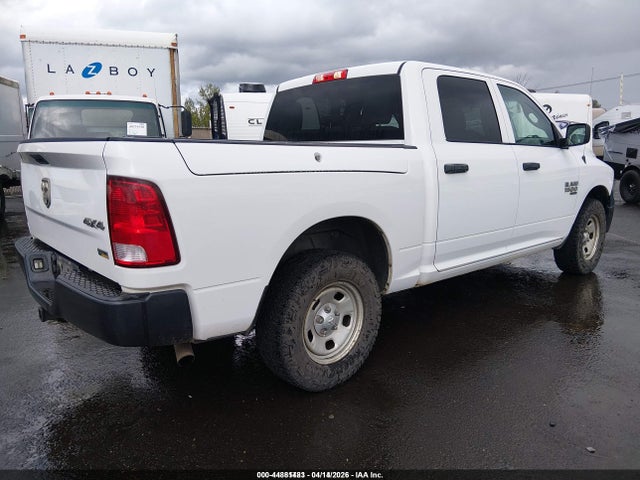2019 RAM 1500 CLASSIC 1C6RR7KG7KS658638 Photo 3