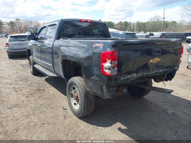 2015 Chevrolet Silverado 2500hd Ltz მანქანა იყიდება აუქციონზე, vin: 1GC1KWEGXFF655621, აუქციონის ნომერი: 44881490