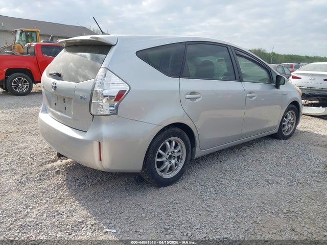 44881518 :رقم المزاد ، JTDZN3EU1C3172742 vin ، 2012 Toyota Prius V Three مزاد بيع