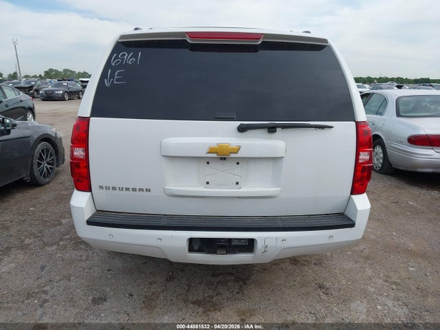 44881532 :رقم المزاد ، 1GNSCJE09DR360195 vin ، 2013 Chevrolet Suburban 1500 Lt مزاد بيع