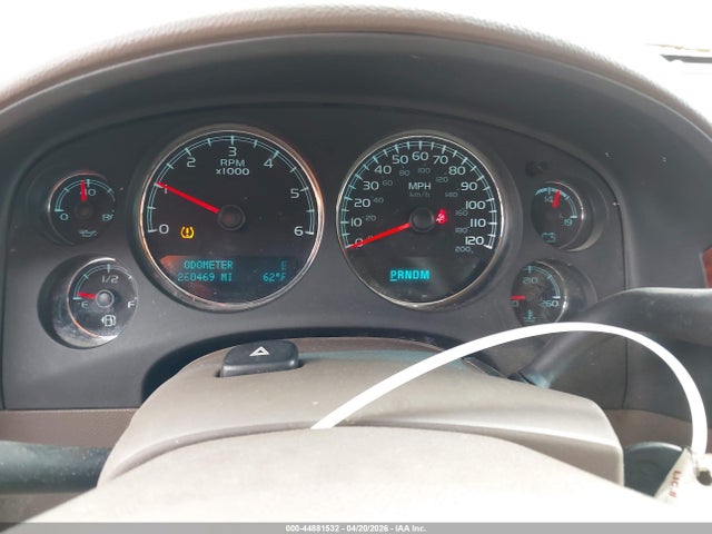 44881532 :رقم المزاد ، 1GNSCJE09DR360195 vin ، 2013 Chevrolet Suburban 1500 Lt مزاد بيع