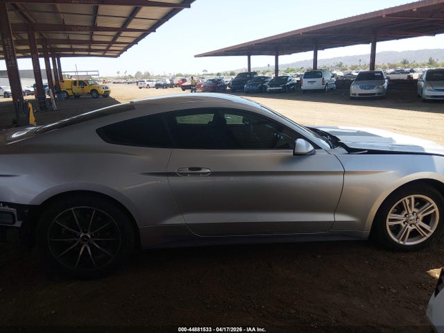 1FA6P8AM0G5290541 Ford Mustang V6